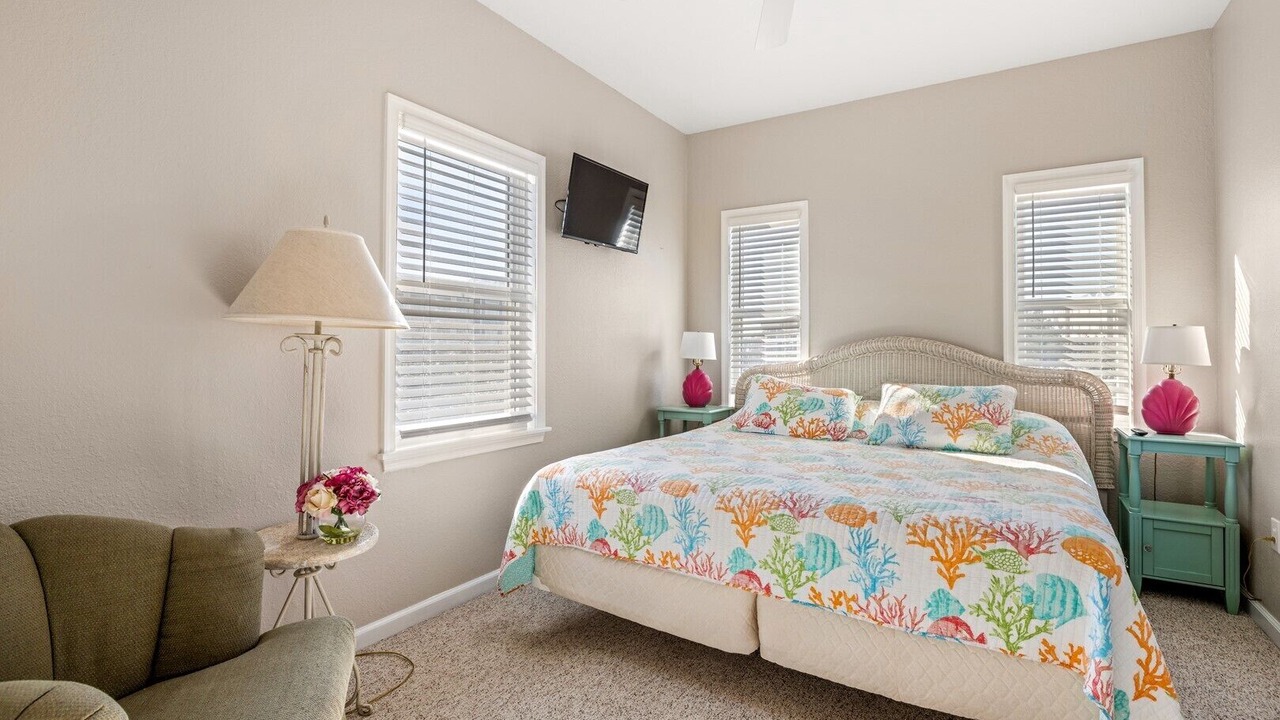 Photo of Bedroom in Kill Devil Hills