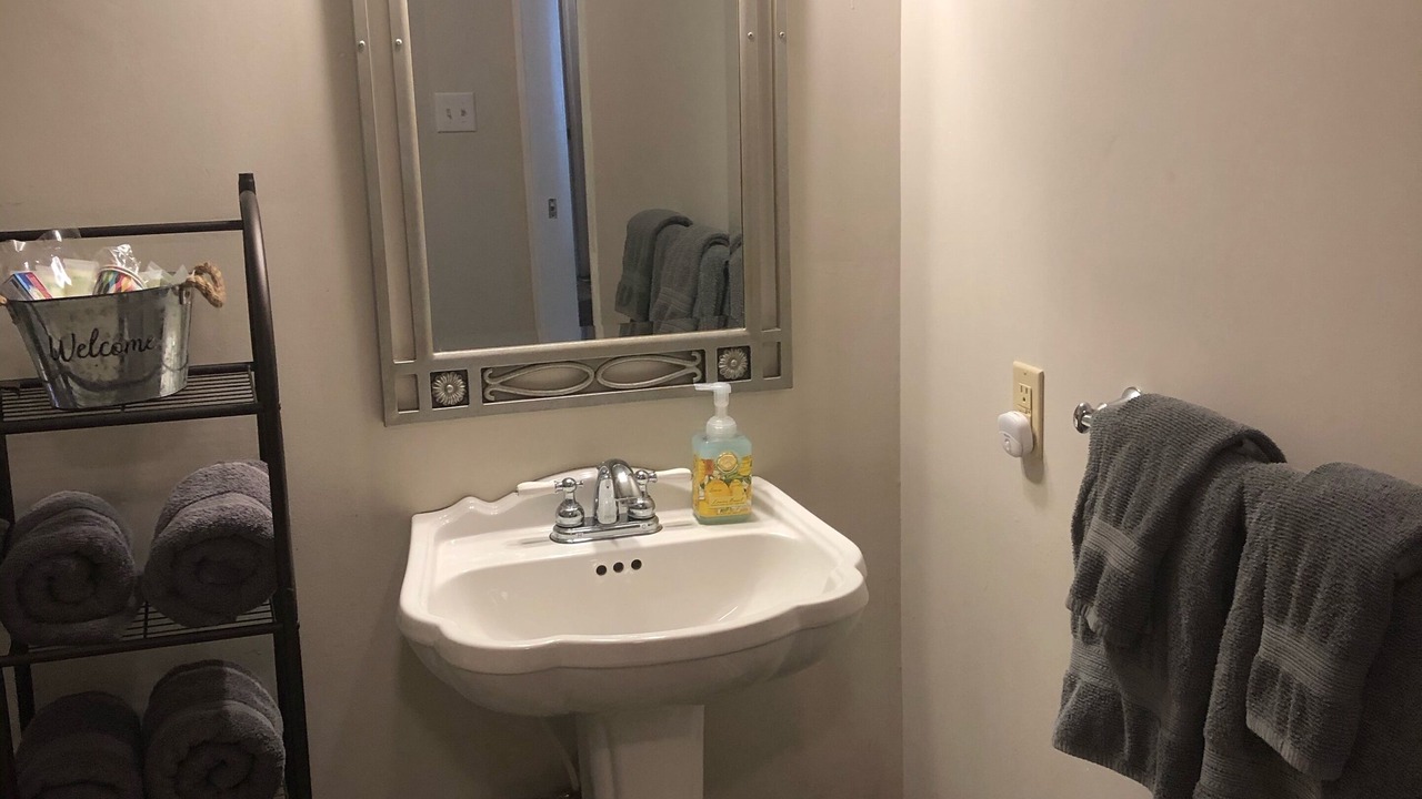 Photo of Bathroom in Hickory