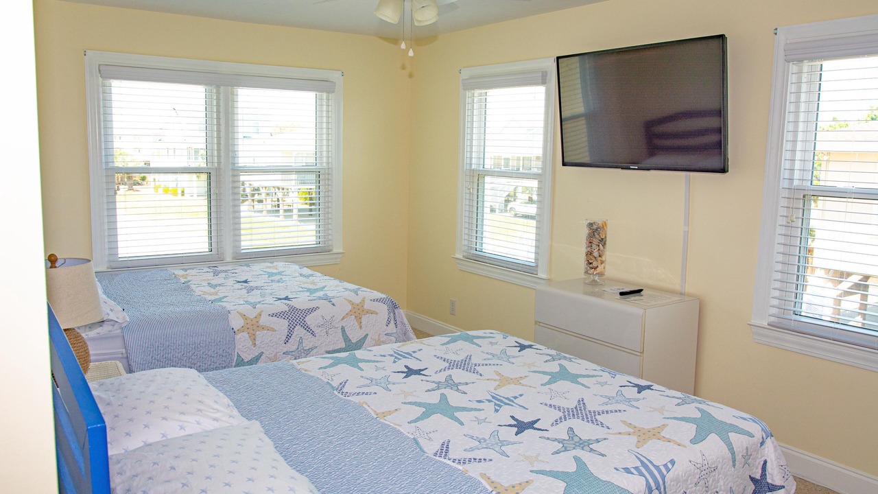 Photo of Bedroom in Ocean Isle Beach