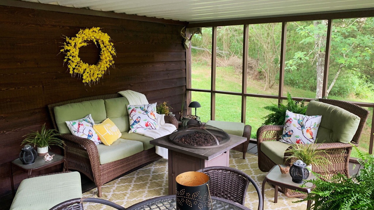 Photo of Outdoor in Dowelltown