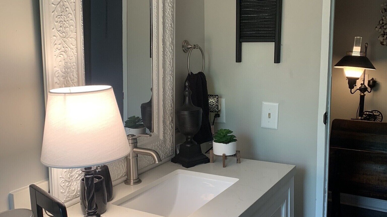 Photo of Bathroom in Dowelltown