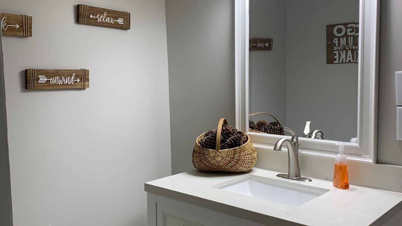 Photo of Bathroom in Dowelltown