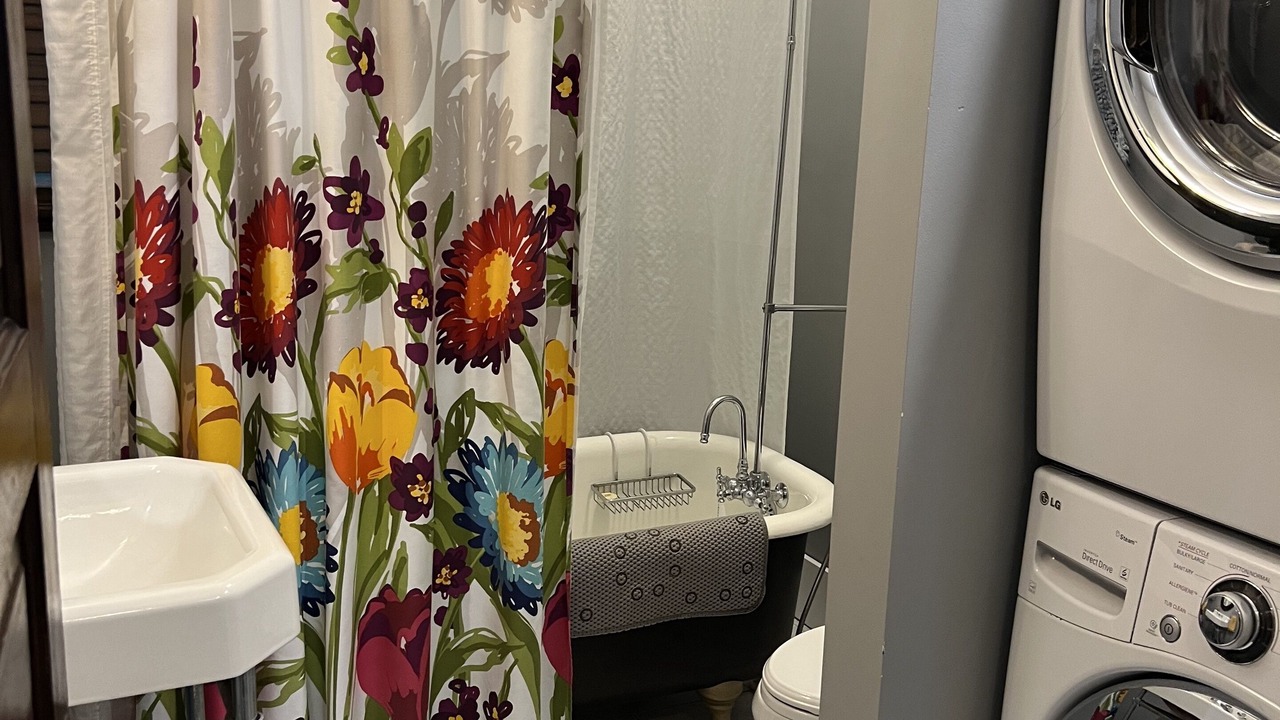 Photo of Bathroom in Lynn