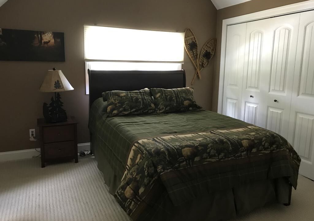 Photo of Bedroom in Flat Rock
