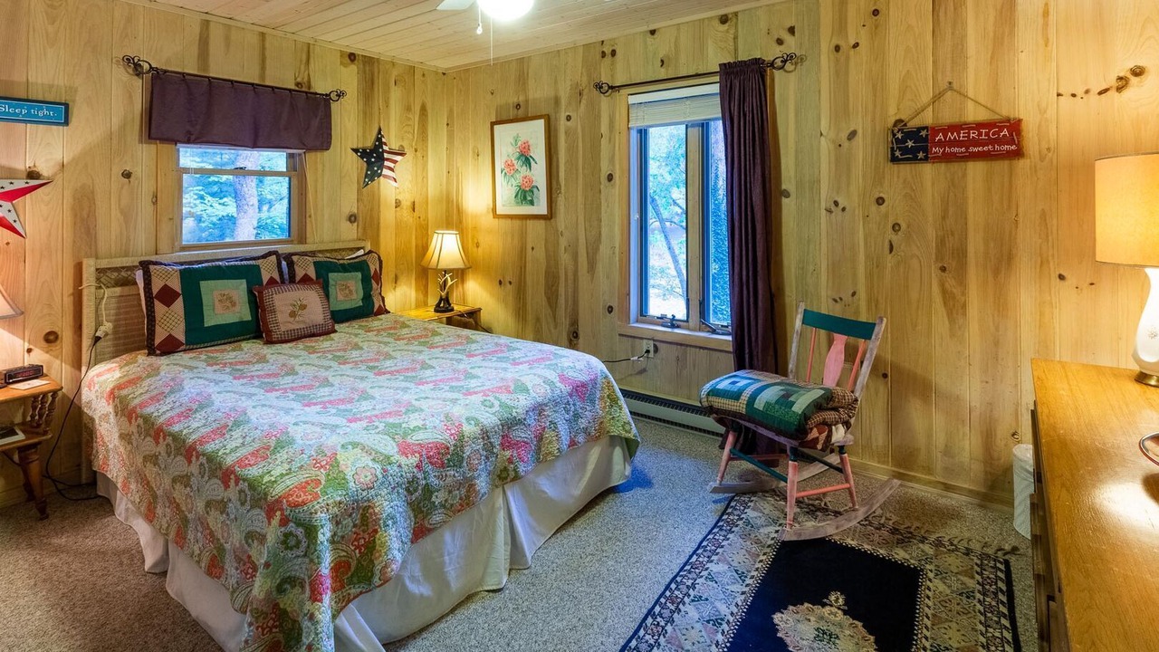 Photo of Bedroom in Sapphire