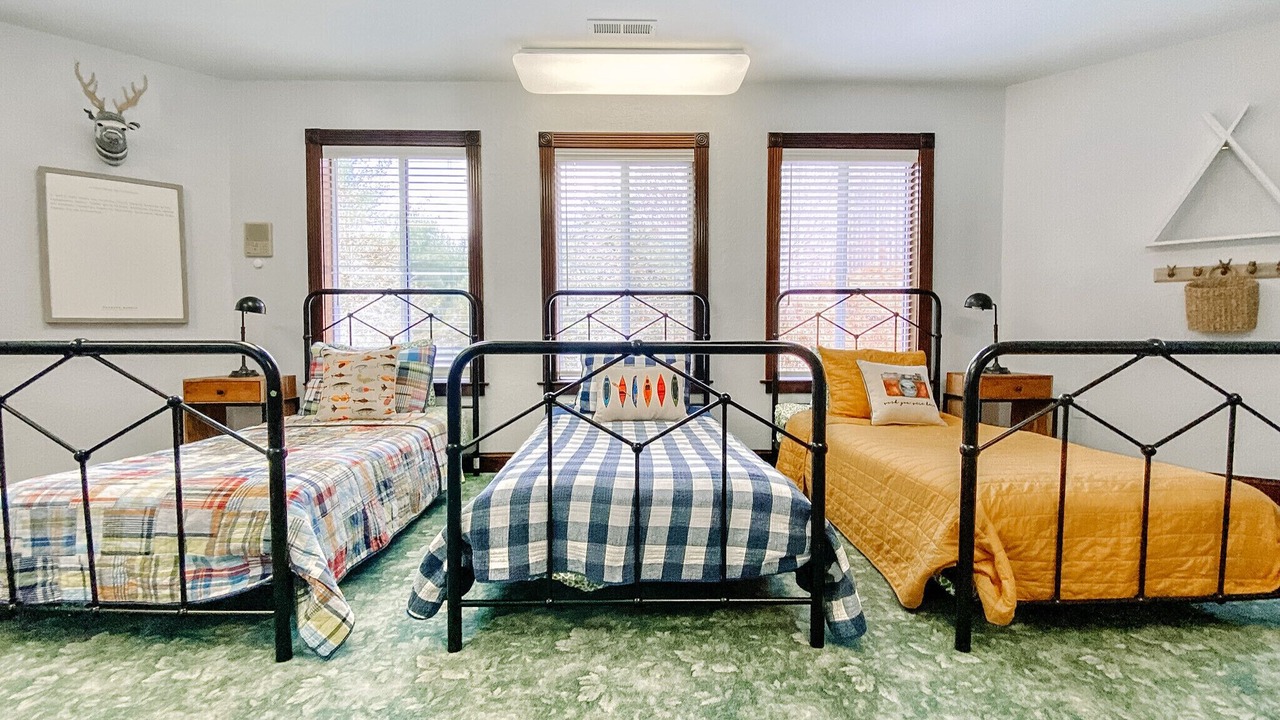 Photo of Bedroom in Mars Hill