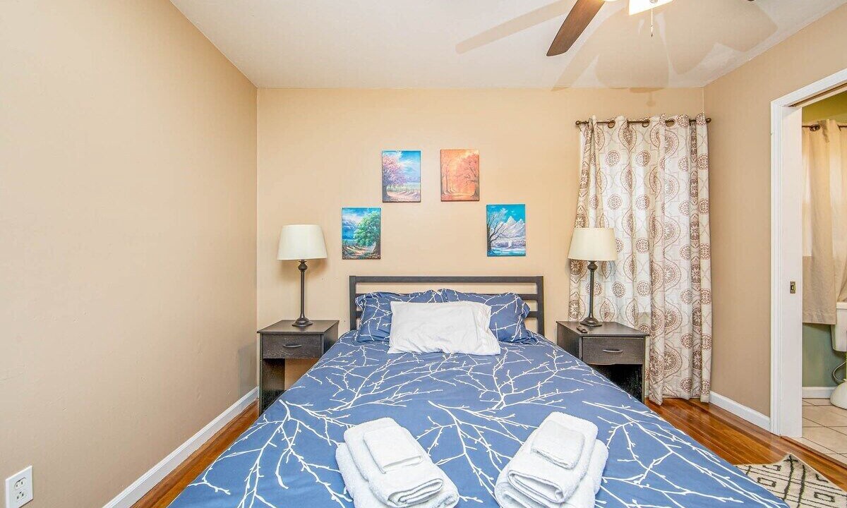 Photo of Bedroom in Pine Forest
