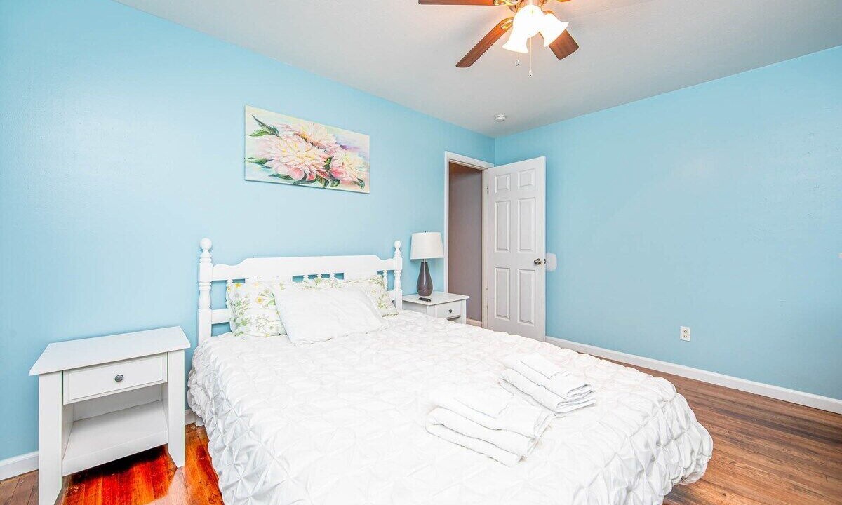 Photo of Bedroom in Pine Forest