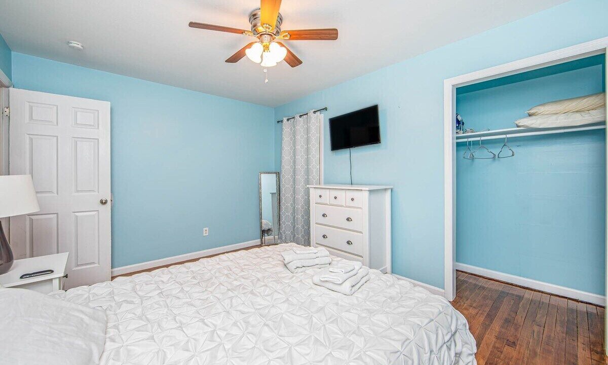 Photo of Bedroom in Pine Forest