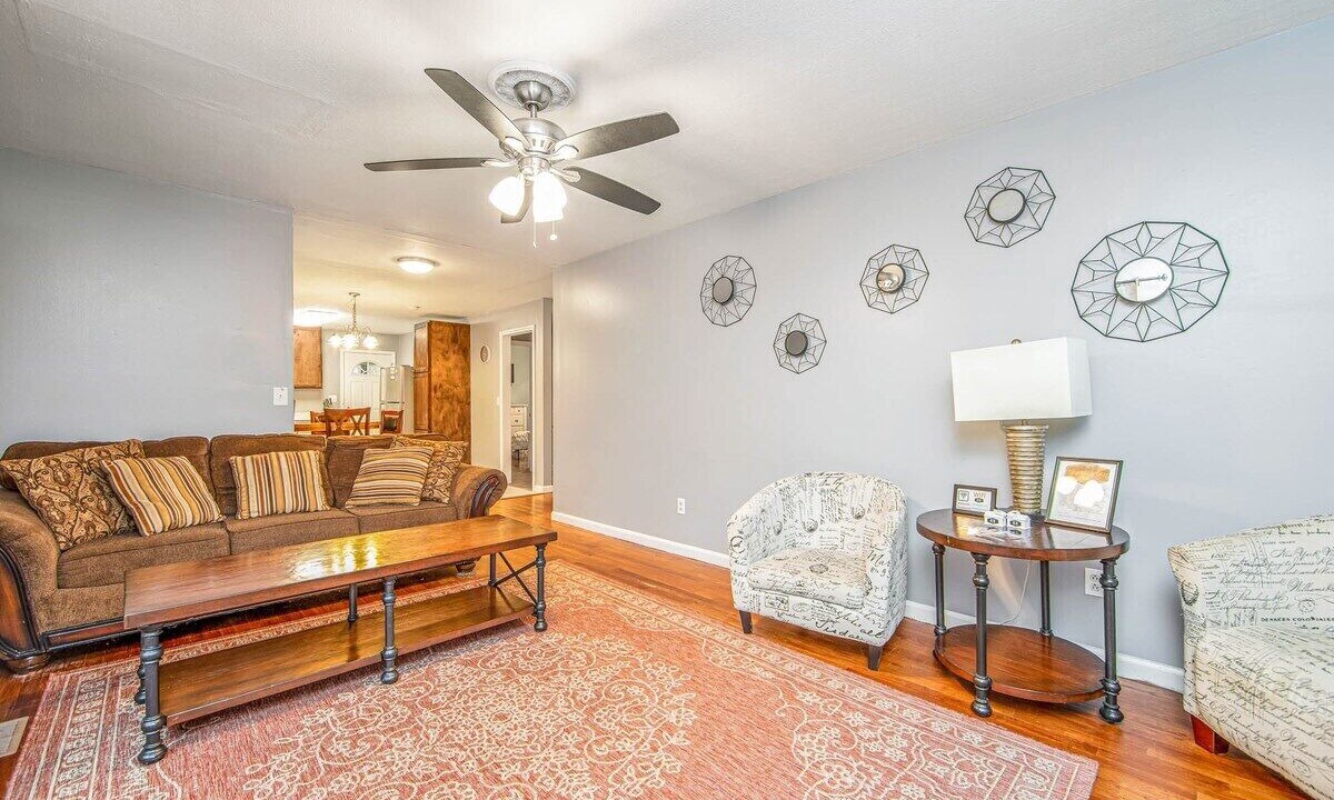Photo of Livingroom in Pine Forest