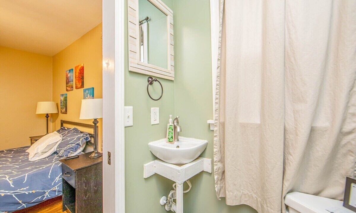 Photo of Bathroom in Pine Forest