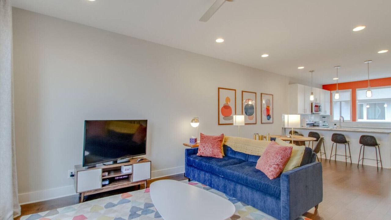 Photo of Livingroom in Katie Hill Neighborhood