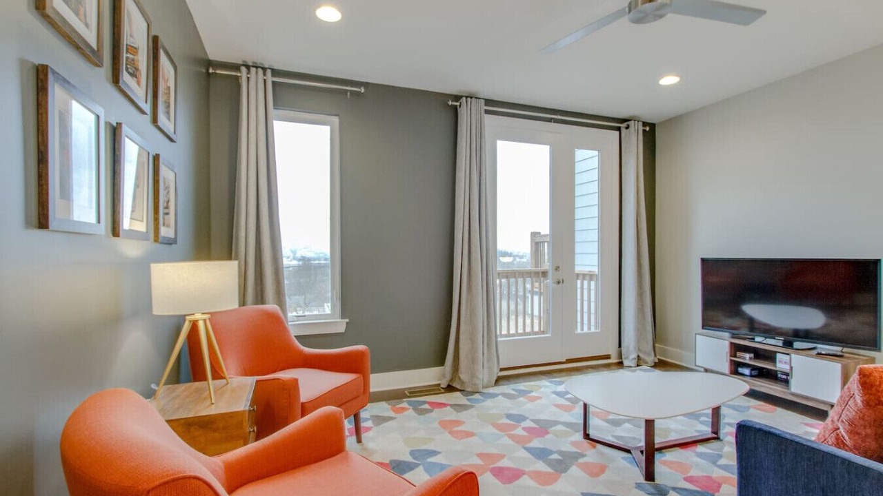 Photo of Livingroom in Katie Hill Neighborhood