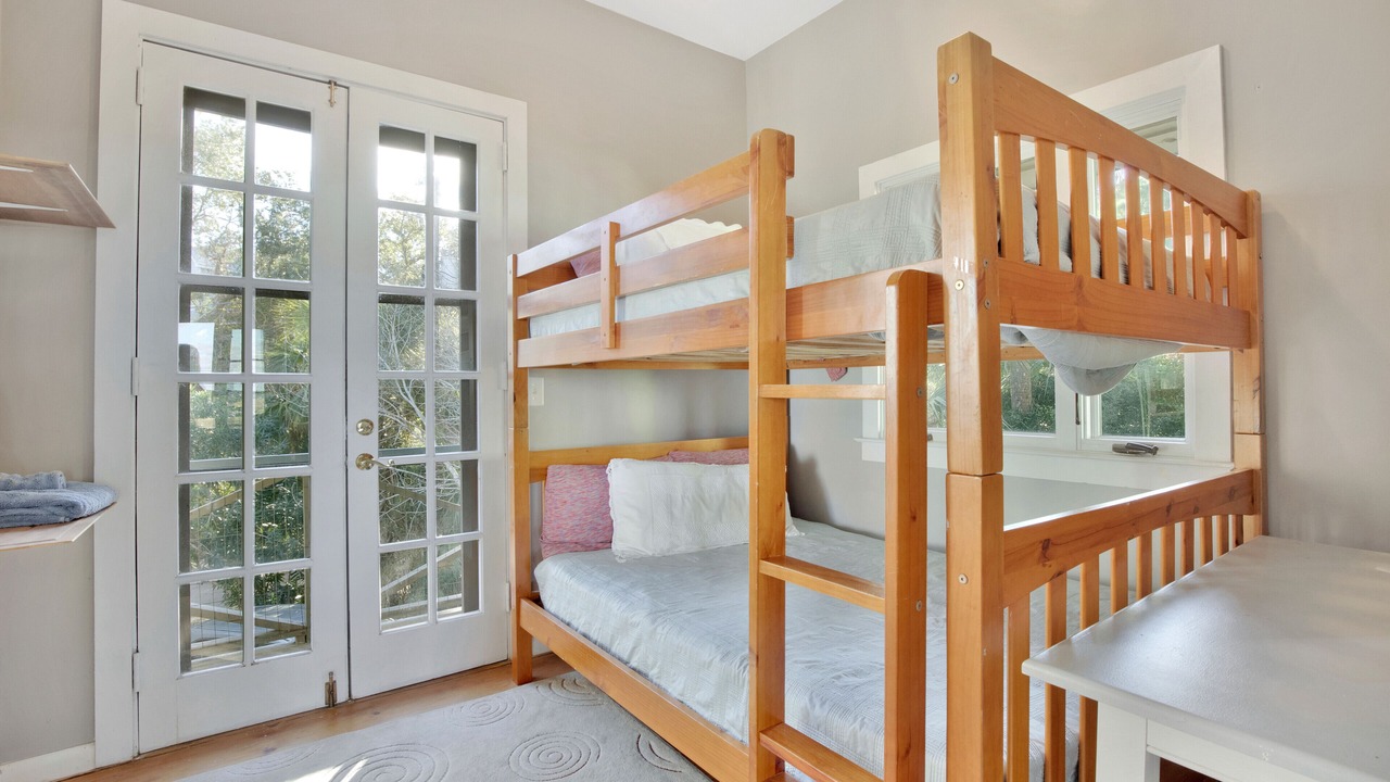 Photo of Bedroom in Folly Beach