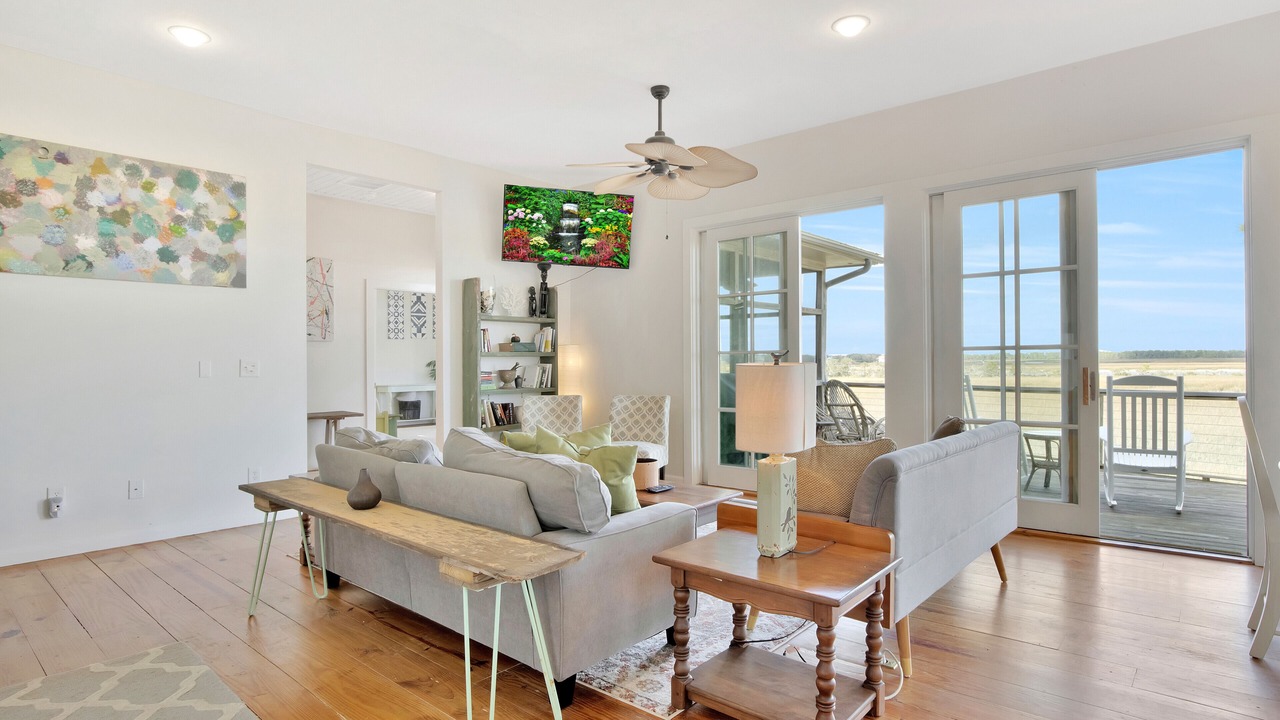 Photo of Livingroom in Folly Beach