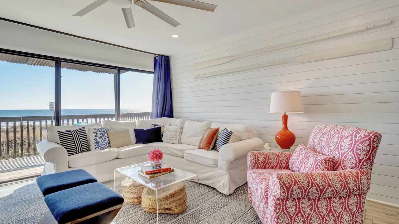 Photo of Livingroom in Wilmington Beach