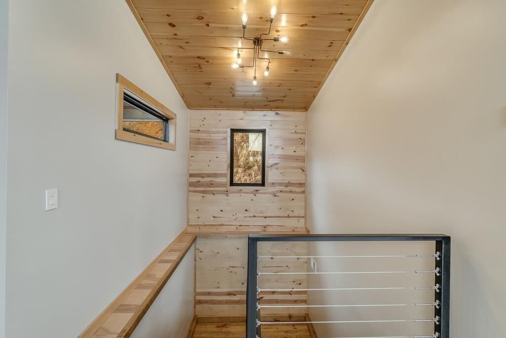 Photo of Bedroom in Bryson City
