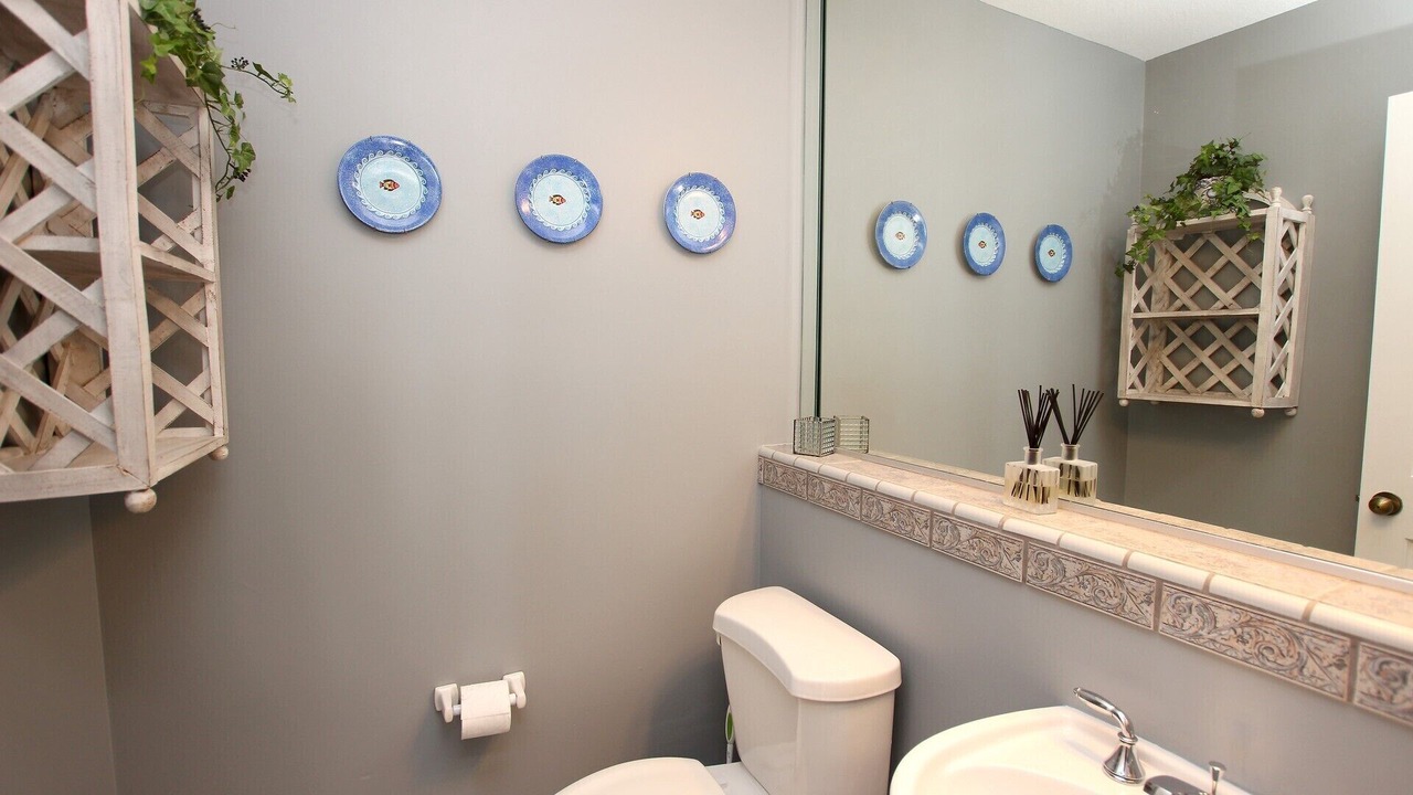 Photo of Bathroom in Monteray Shores