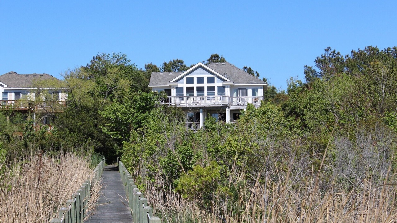 Photo of Outdoor in Monteray Shores