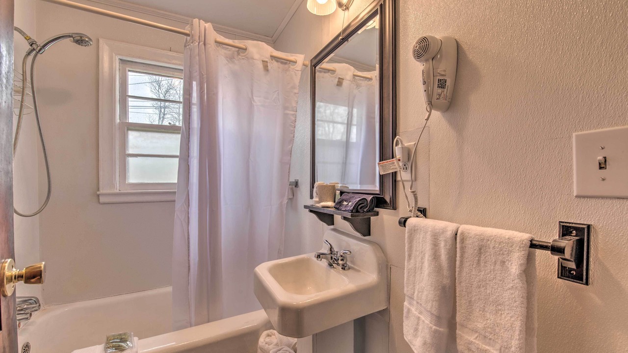 Photo of Bathroom in Independence