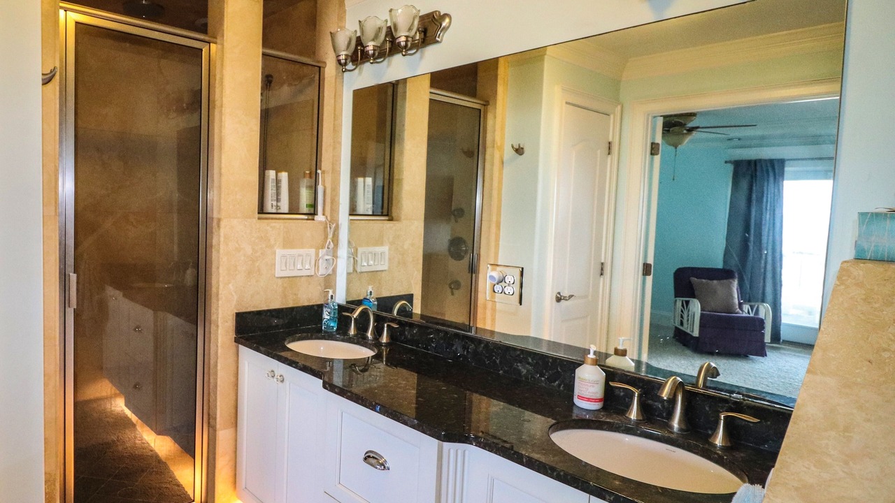 Photo of Bathroom in Topsail Beach