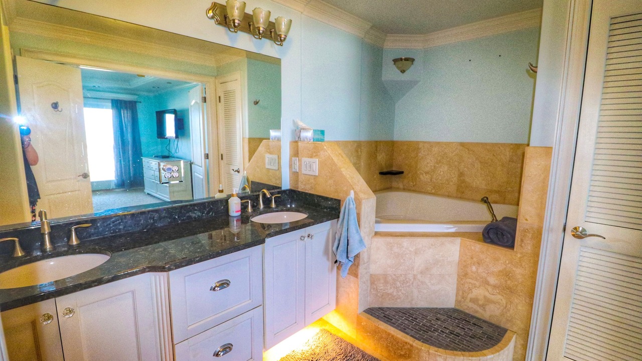 Photo of Bathroom in Topsail Beach
