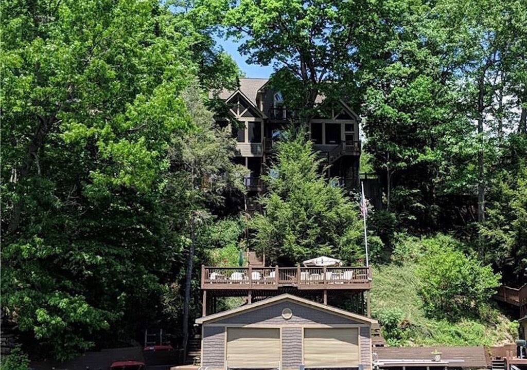 Photo of Outdoor in Lake Lure