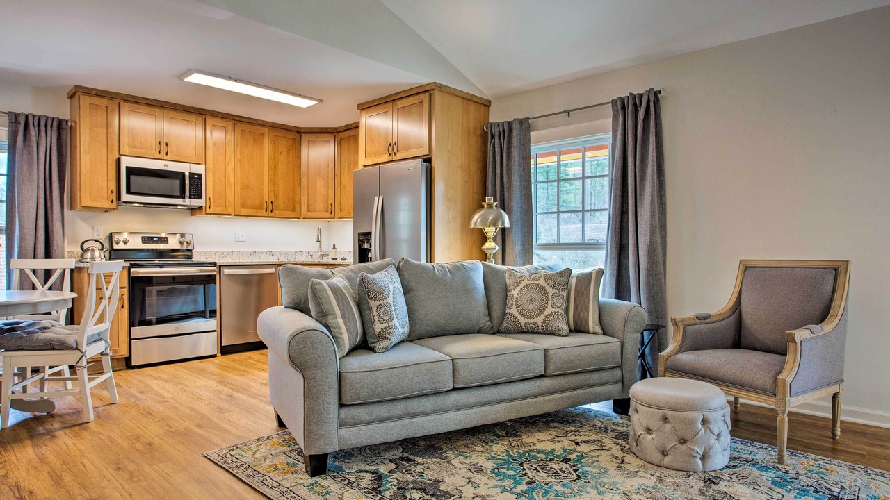Photo of Bedroom in Saluda