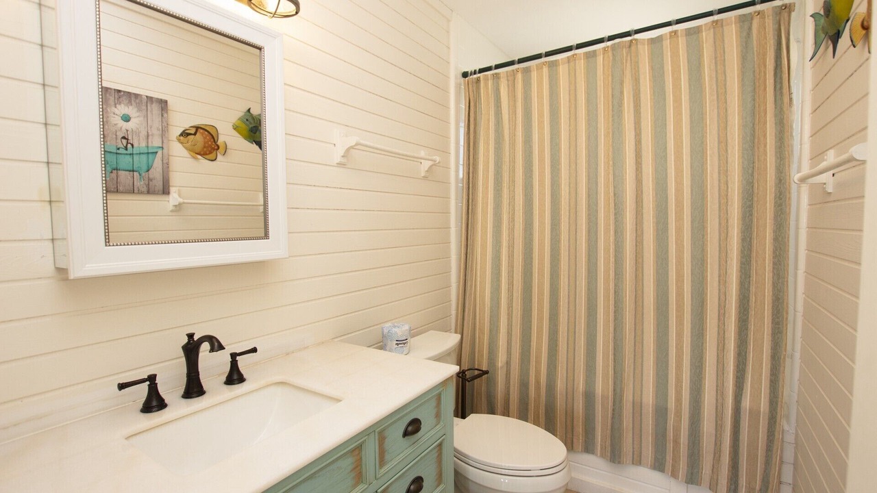 Photo of Bathroom in Ocean Hill
