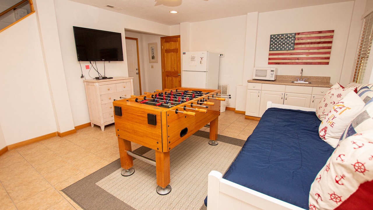 Photo of Bedroom in Corolla Light