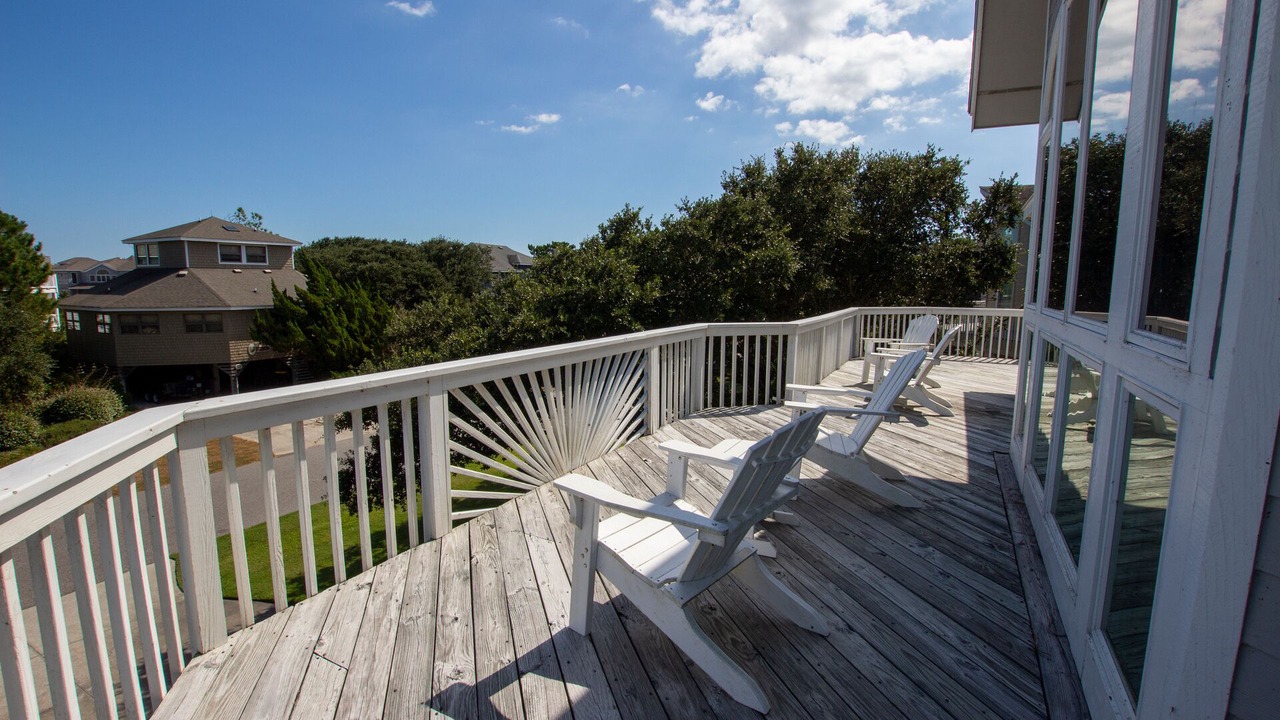 Photo of Outdoor in Corolla Light