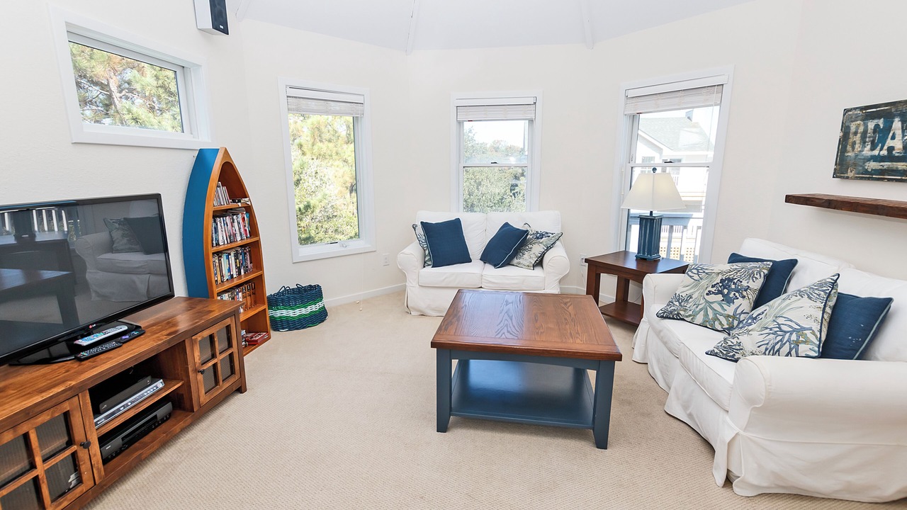 Photo of Livingroom in Corolla Light