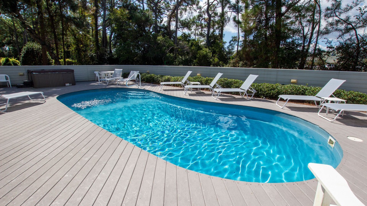Photo of Outdoor in Corolla Light