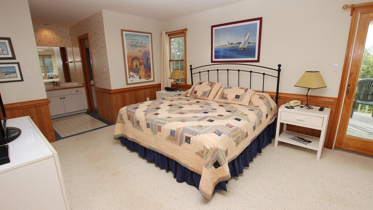Photo of Bedroom in Pine Island