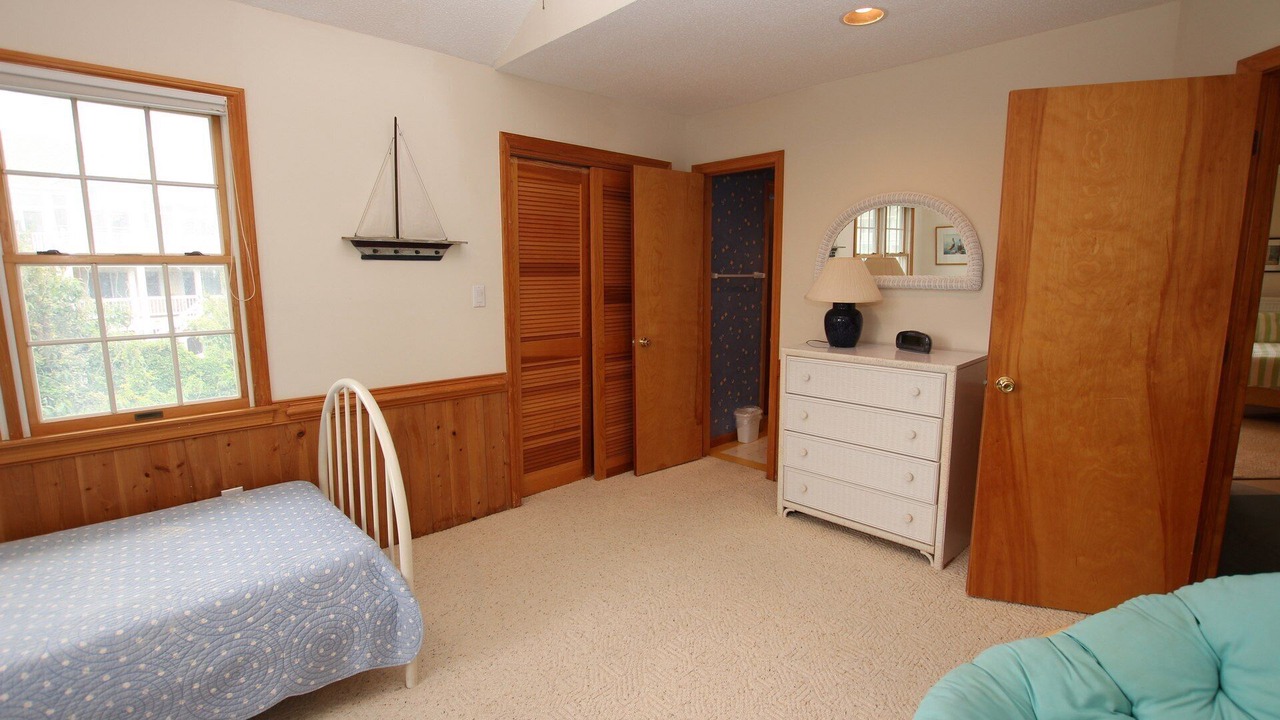Photo of Bedroom in Pine Island