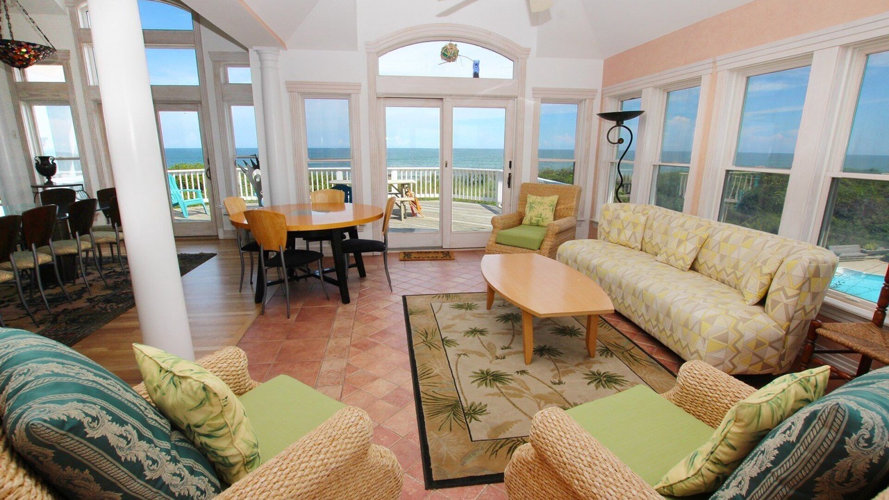 Photo of Livingroom in Pine Island