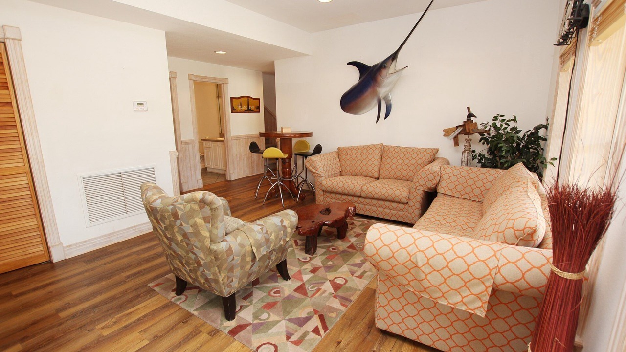 Photo of Livingroom in Pine Island