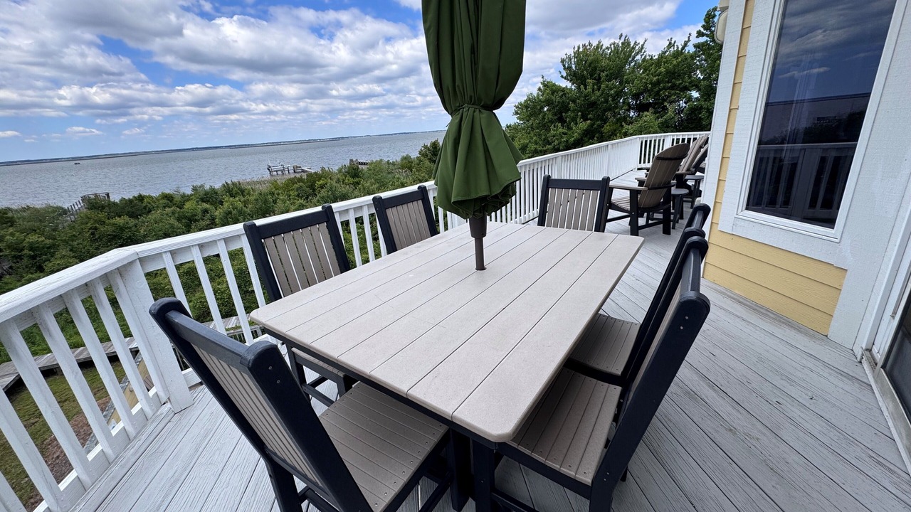 Photo of Outdoor in Monteray Shores