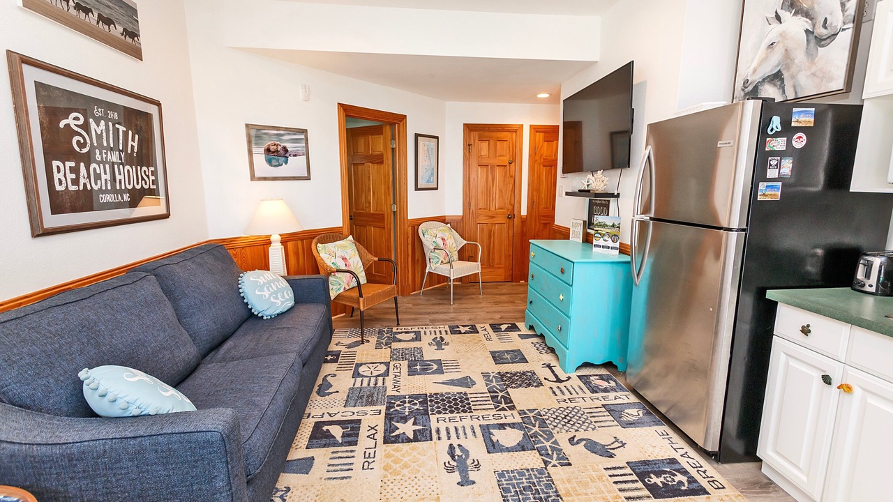 Photo of Livingroom in Monteray Shores