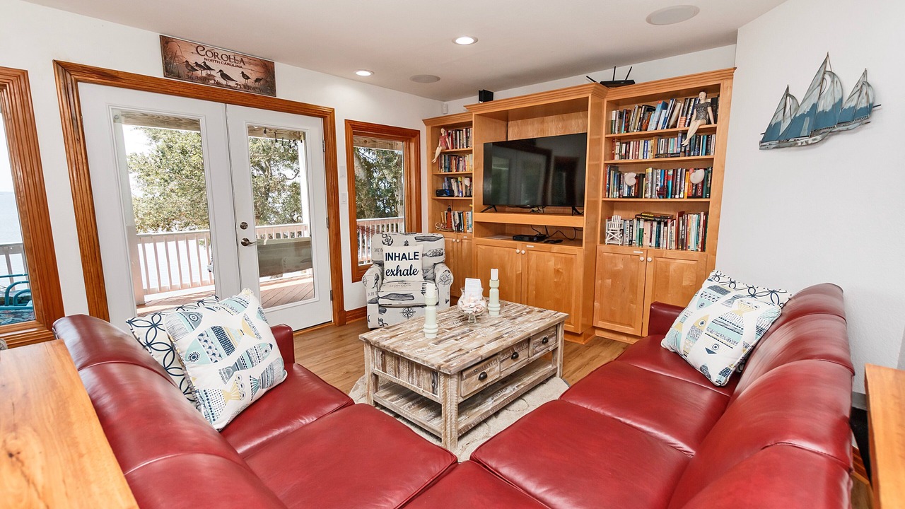Photo of Livingroom in Monteray Shores