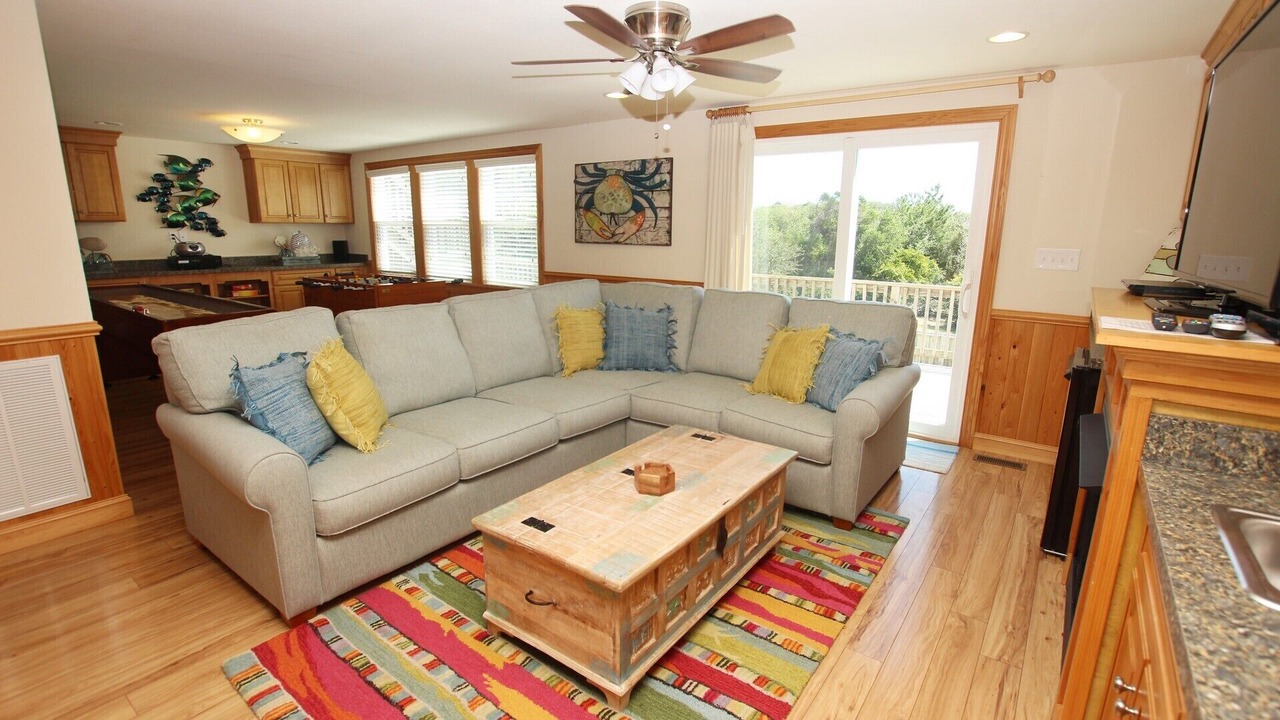 Photo of Livingroom in Southern Shores