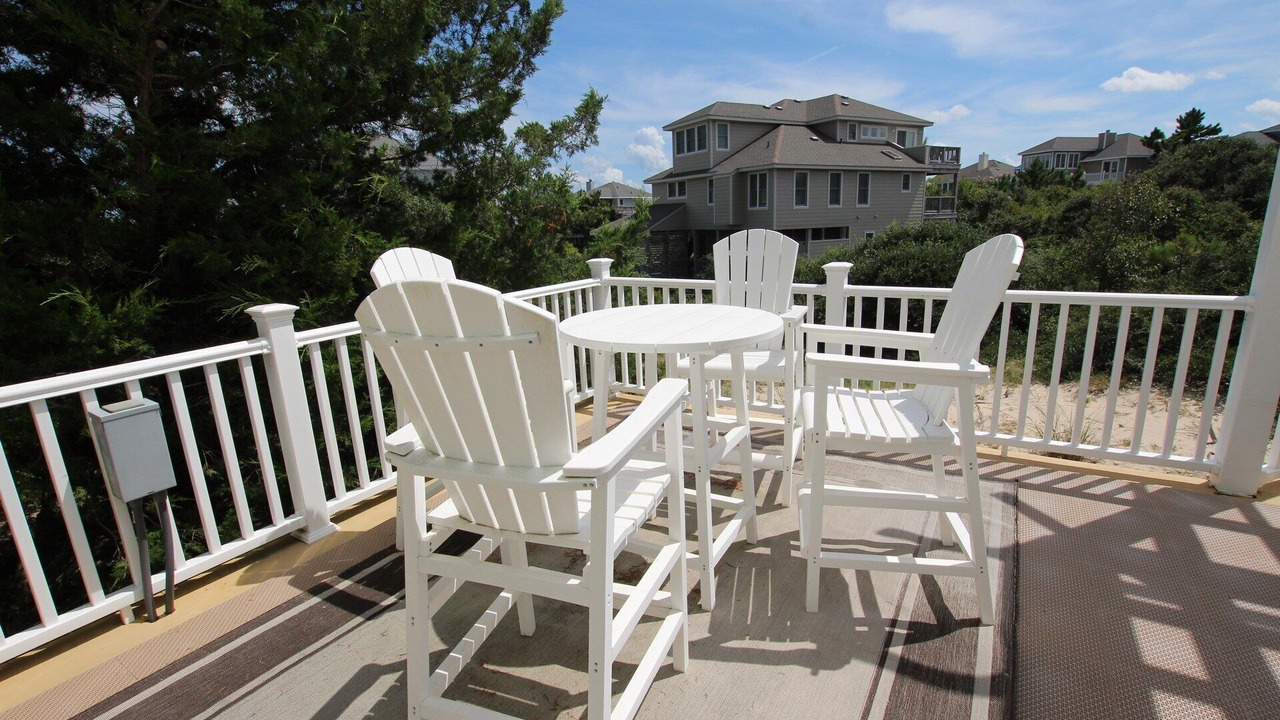 Photo of Outdoor in Corolla Light