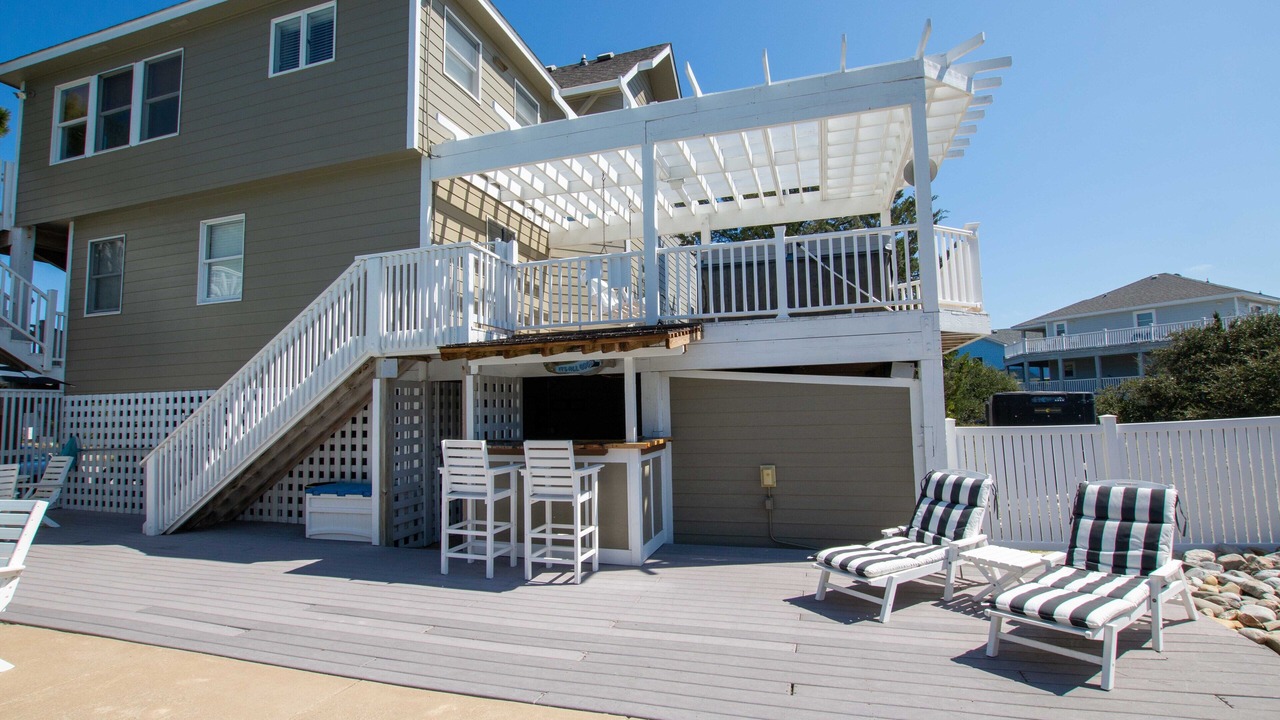 Photo of Patio Balcony in Corolla Light