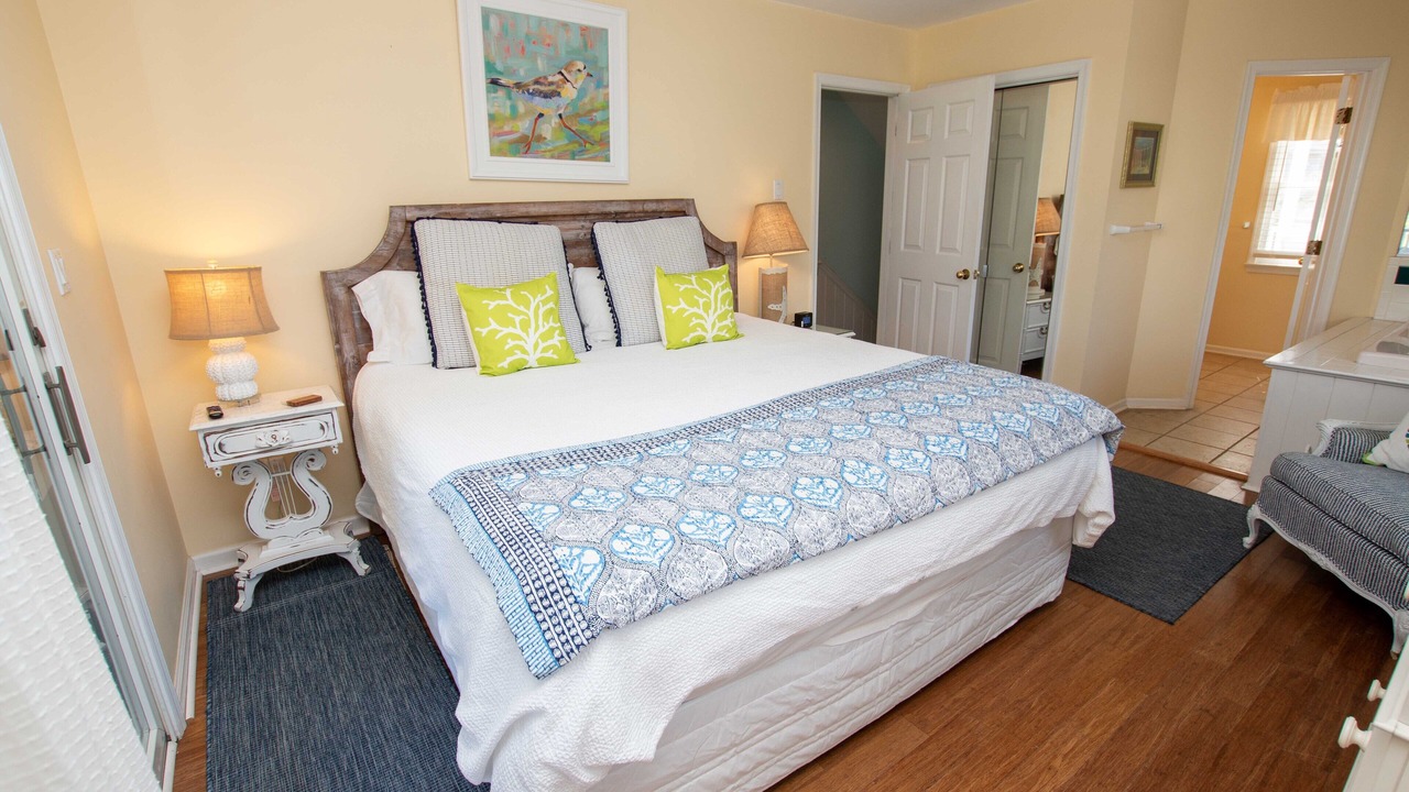 Photo of Bedroom in Corolla Light