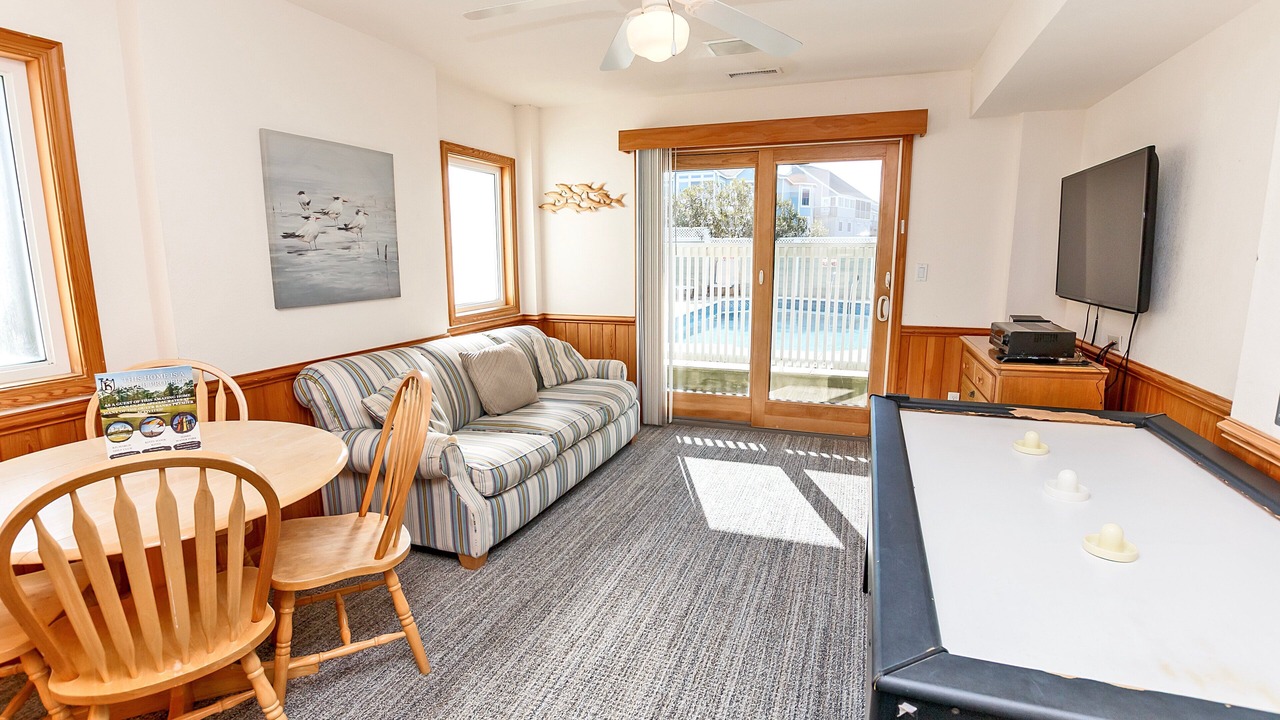 Photo of Livingroom in Ocean Sands