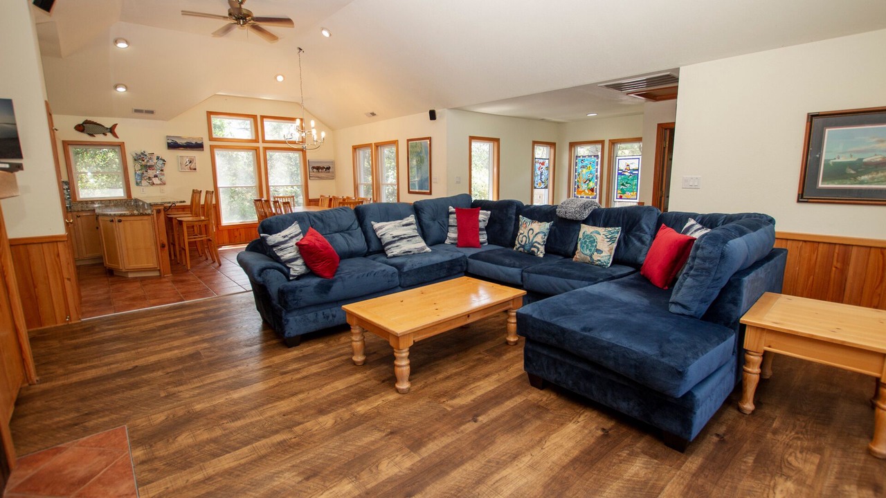 Photo of Livingroom in Corolla Light