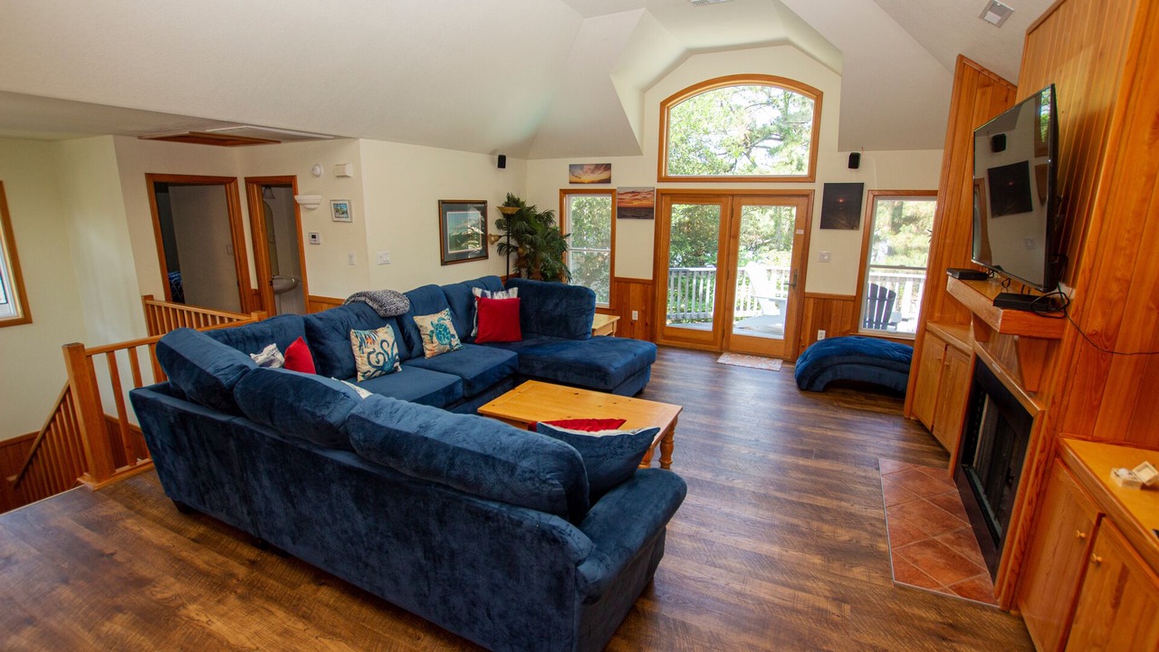 Photo of Livingroom in Corolla Light