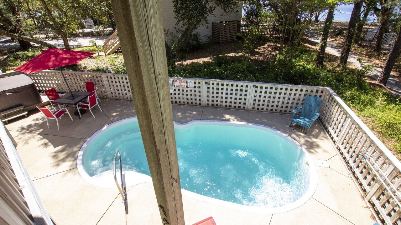 Photo of Outdoor in Corolla Light
