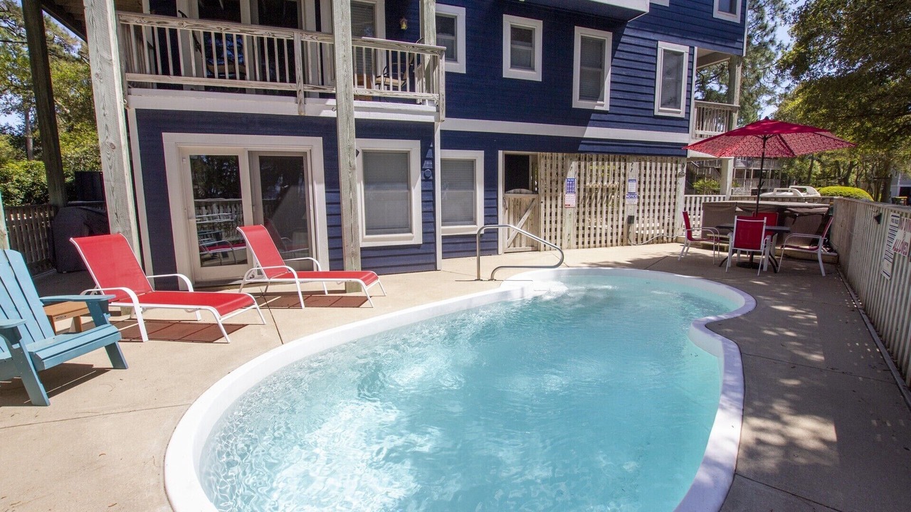 Photo of Outdoor in Corolla Light