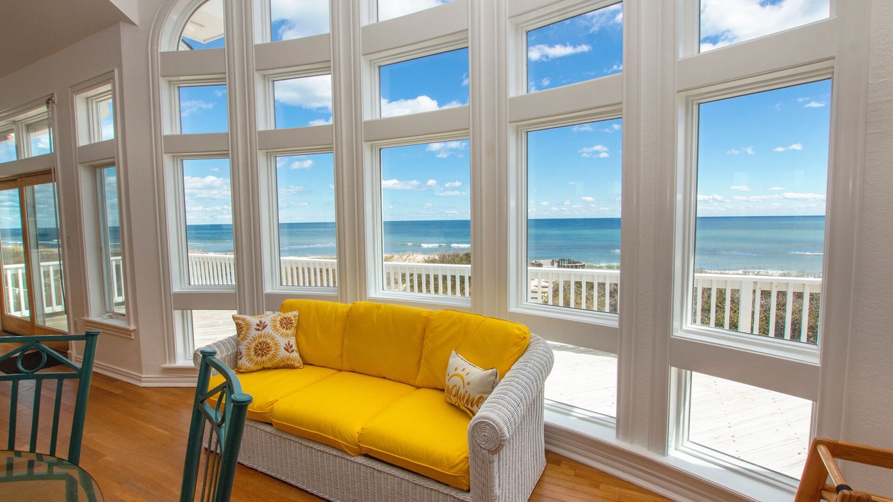 Photo of Livingroom in Pine Island